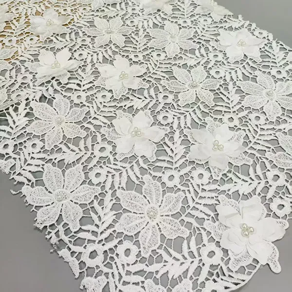 Tissu de guipure en dentelle florale 3D