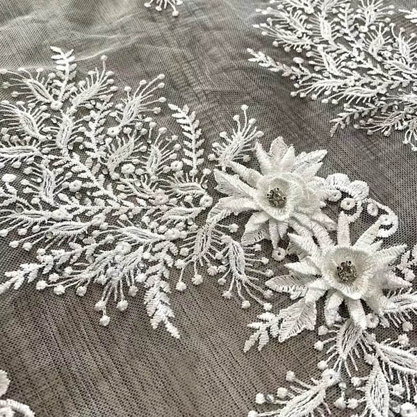 Tissu de dentelle de mariée