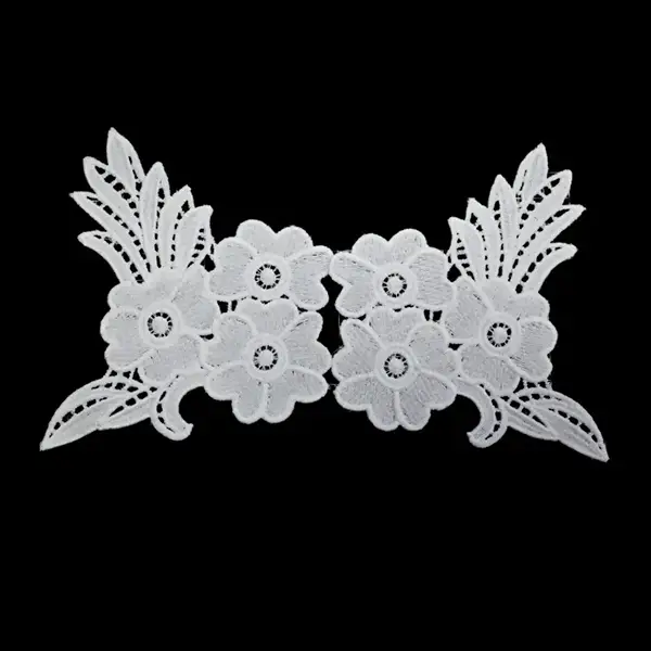 Loue à lait de lait blanc en dentelle de lace chimique vintage pour robes de mariée chaussures et autres accessoires de vêtements