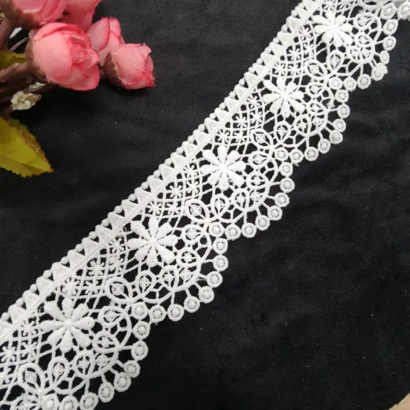 Customizable Fashionable White Milk Silk Embroidered Lace Clothing Accessories