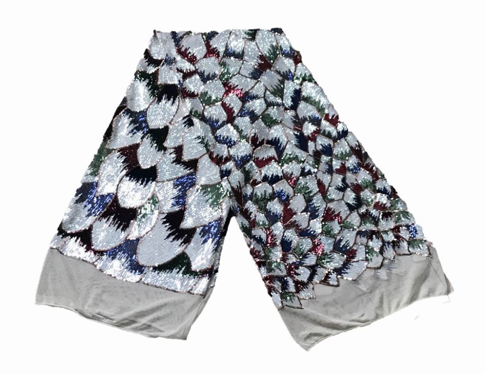 2020 New Beautiful Popular Wholesale Embroidery Sequin Lace Fabric Mesh