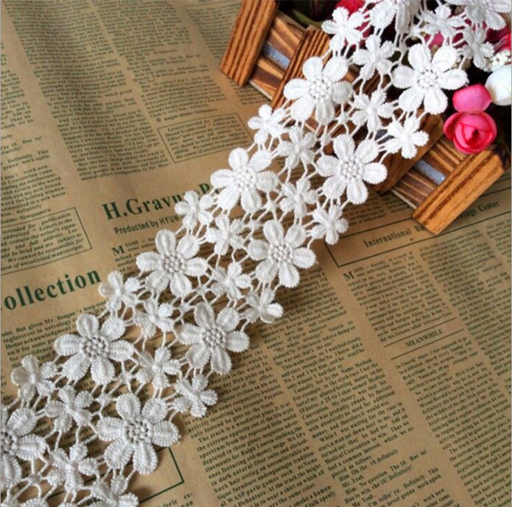 2019 Beautiful Design Crochet Cotton Knitted Lace for Wedding Dress