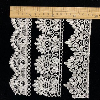 dentelle à bordure étroite en polyester